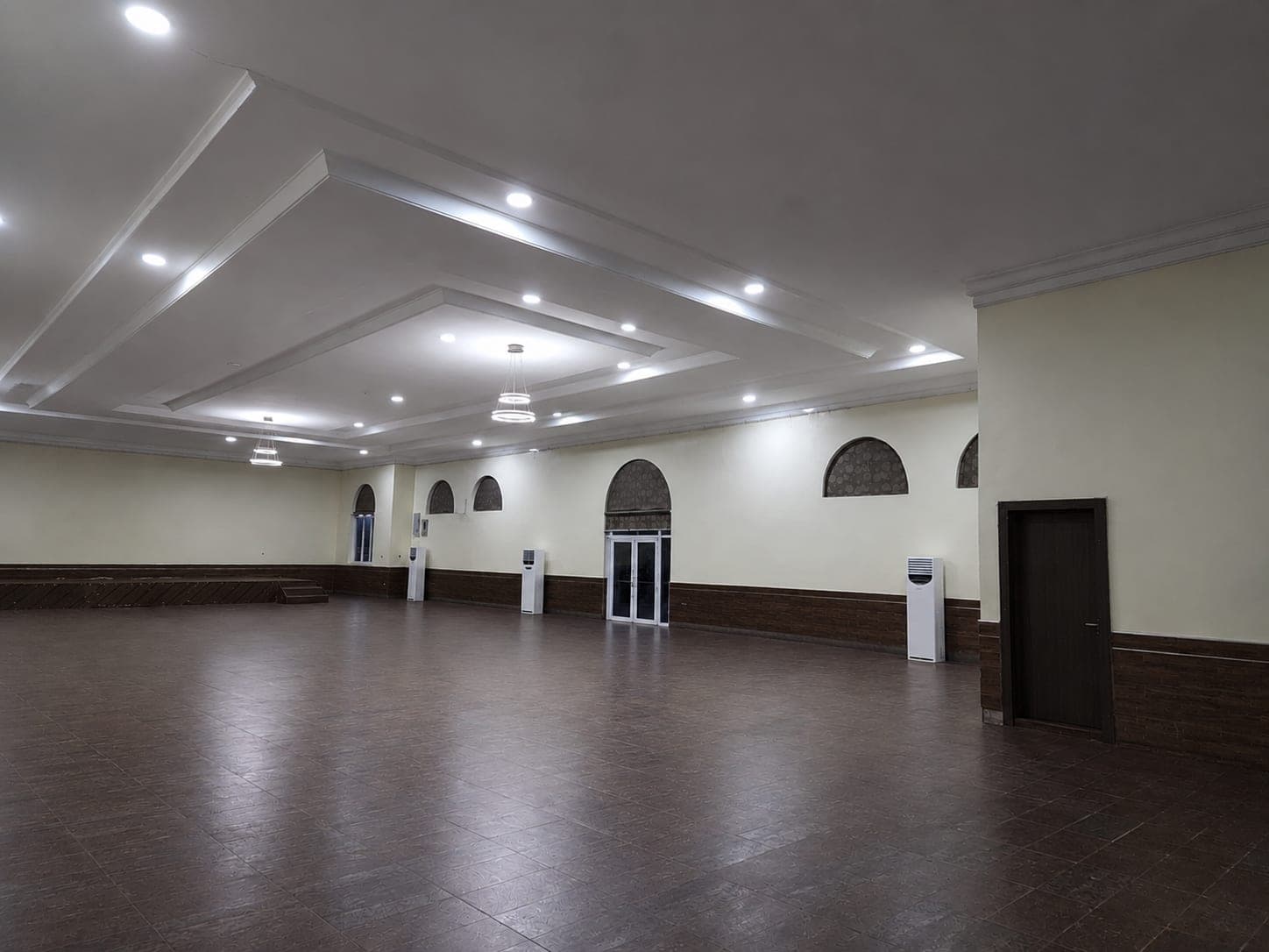 Delta Hall at Oaklands, clear of furniture